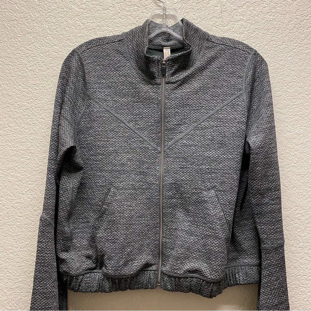 FREE PEOPLE MOVEMENT Off The Grid Zip Front Bell Sleeve Jacket Medium - Picture 8 of 12